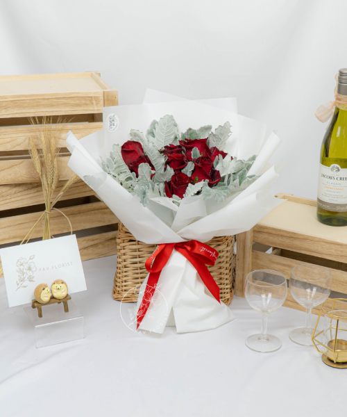 I Adore You – 8 Red Kenya Roses with Dusty Miller Bouquet